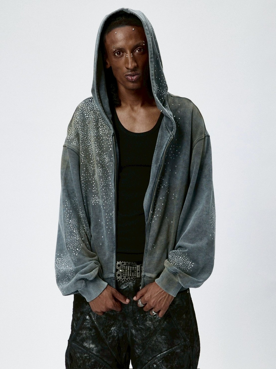 DND4DES】DIAMOND DISTRESSED ZIP-UP HOODIE | OUR BRAND DND4DES】DIAMOND DISTRESSED ZIP-UP HOODIE | OUR BRAND