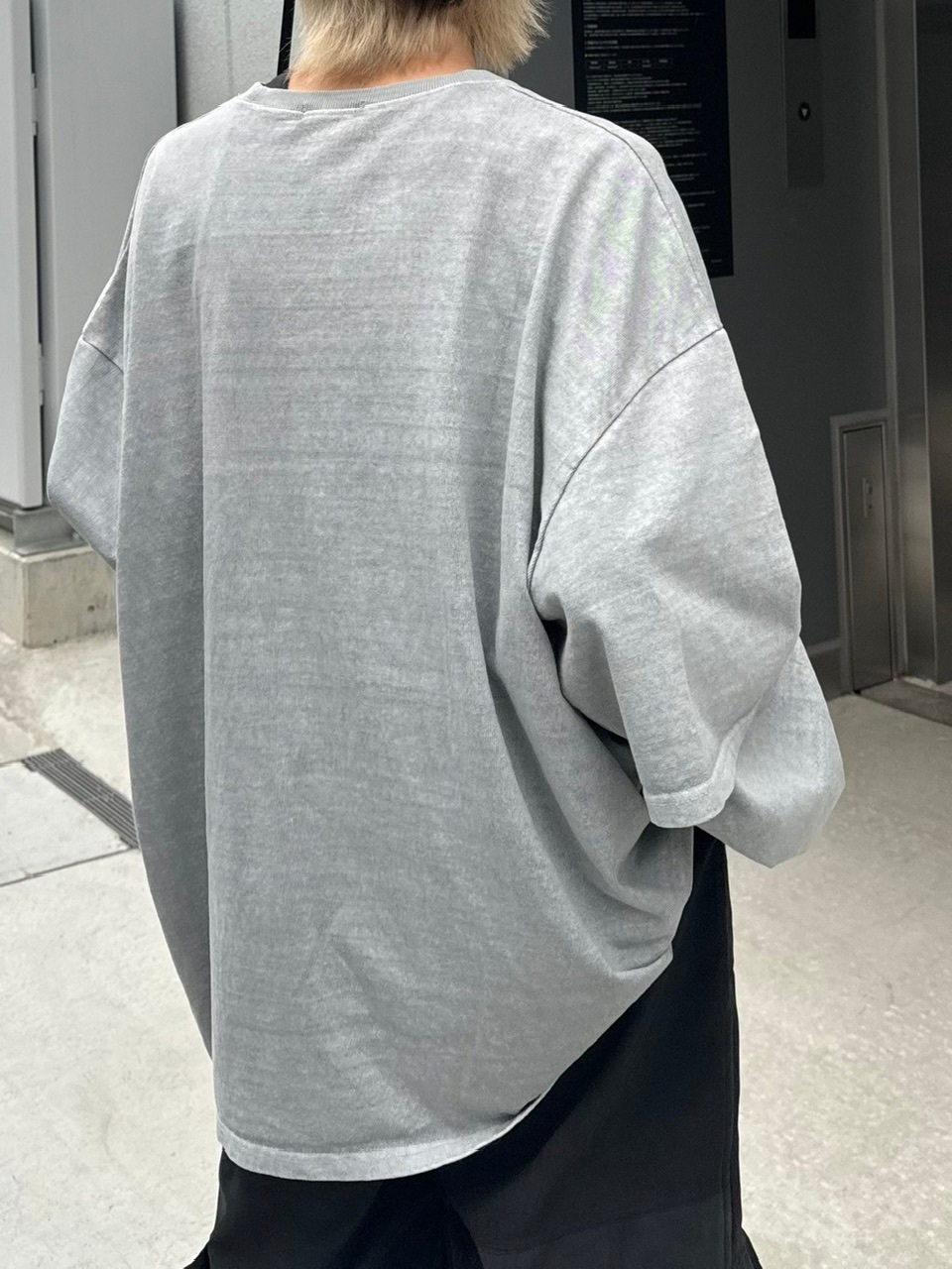 Chikashitsu +】layered graphic long sleeve (2color