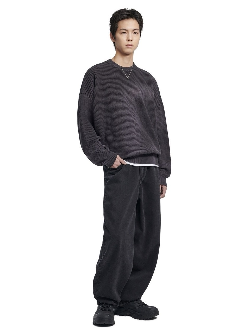 NOMANUAL】SPRAY DYEING KNIT / 【ノーマニュアル】長袖ニット | OUR