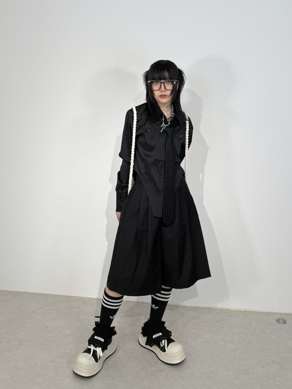 受注制【Nerd out XU】Bermuda slacks tuck pants (2color)