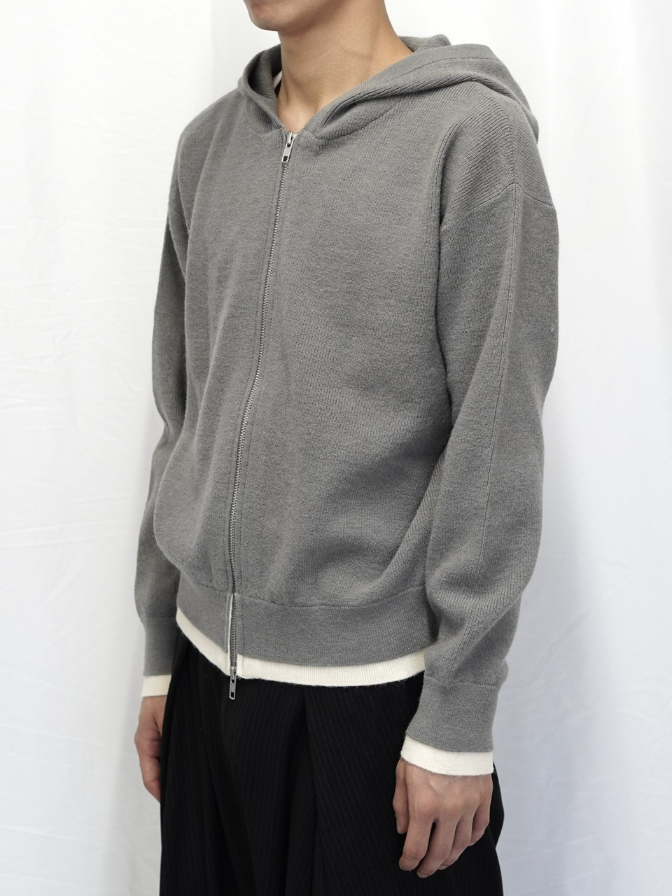 SALSATION Knitted Hoodie ジャケット ライトグレー SALSATION Knitted Hoodie ジャケット ライトグレー SALSATION