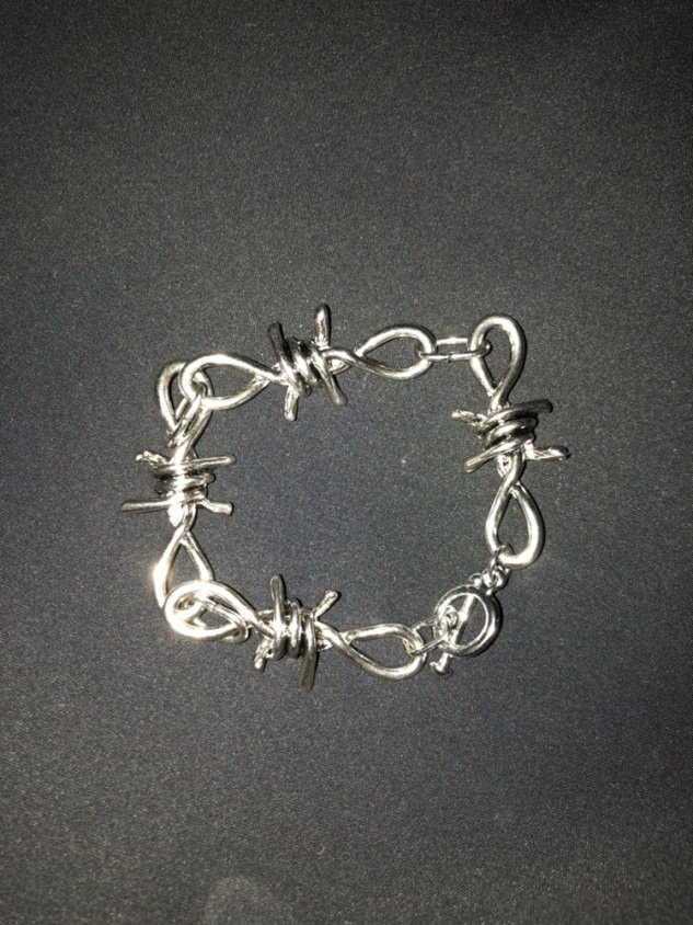 受注制【Never mind the XU】barbed wire (bracelet/necklace