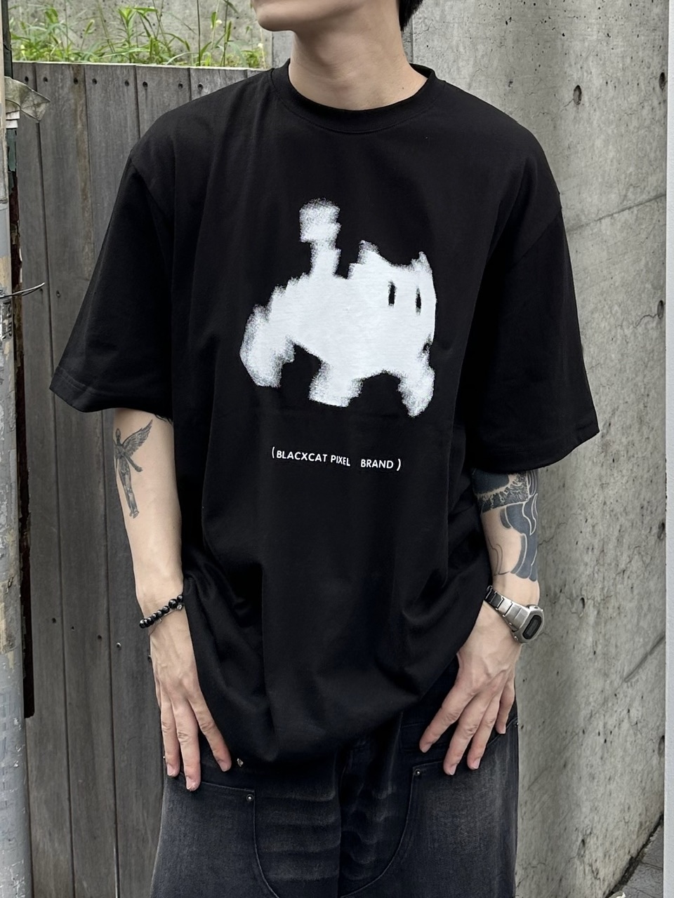 大阪店WEB限定受注制【Chikashitsu +】oversized pixel cats t-shirt