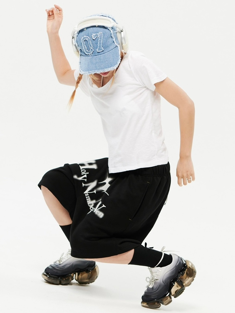 【HOLY NUMBER 7】Oversized Hip Hop WIDE fit Graphics SHORT PANTS