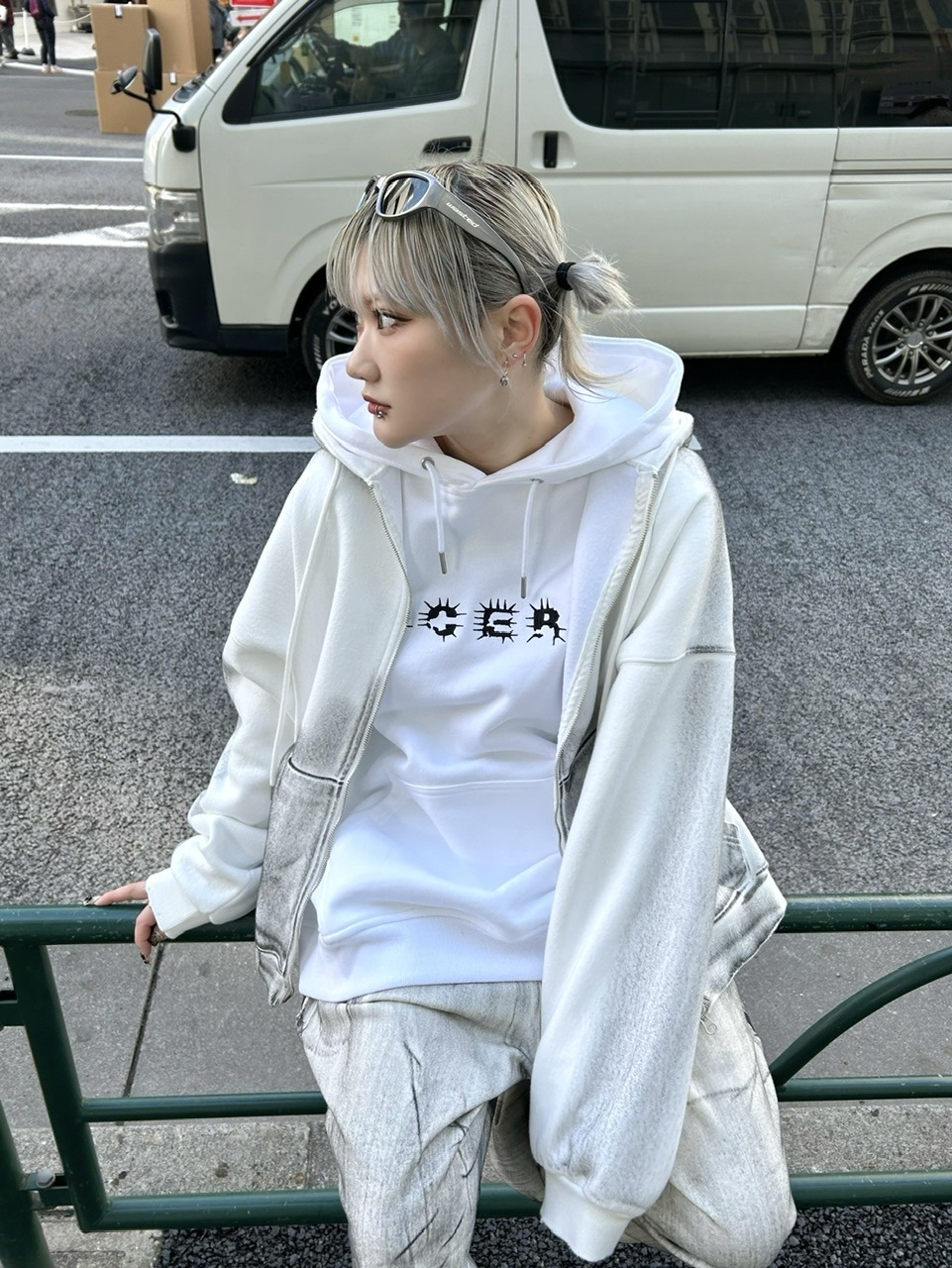 受注制【XU DOG】dirty washing zip up hoodie (2color) | OUR