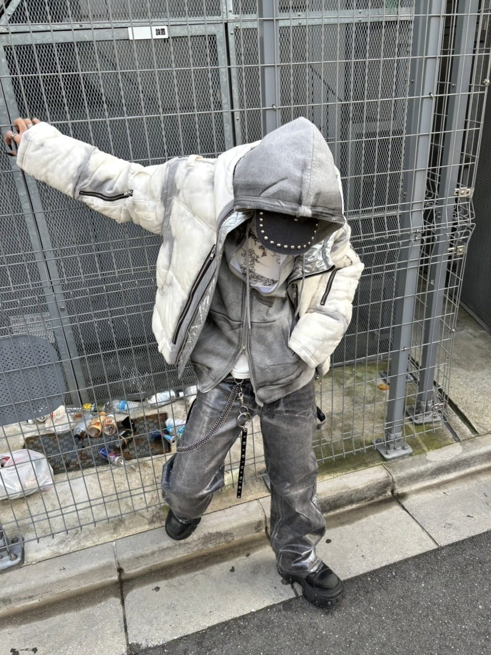 【Never mind the XU】dirty paint zip hoodie (3color) / 【ネバーマインドザエックスユー】ダーティーペイント長袖ジップアップパーカー