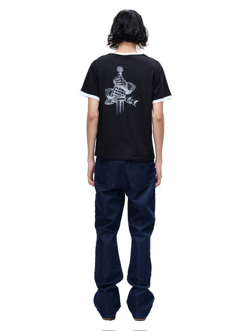 The Boy Has No Patience】LUMINOUS DAWN SKETCH KNIGHT TEE