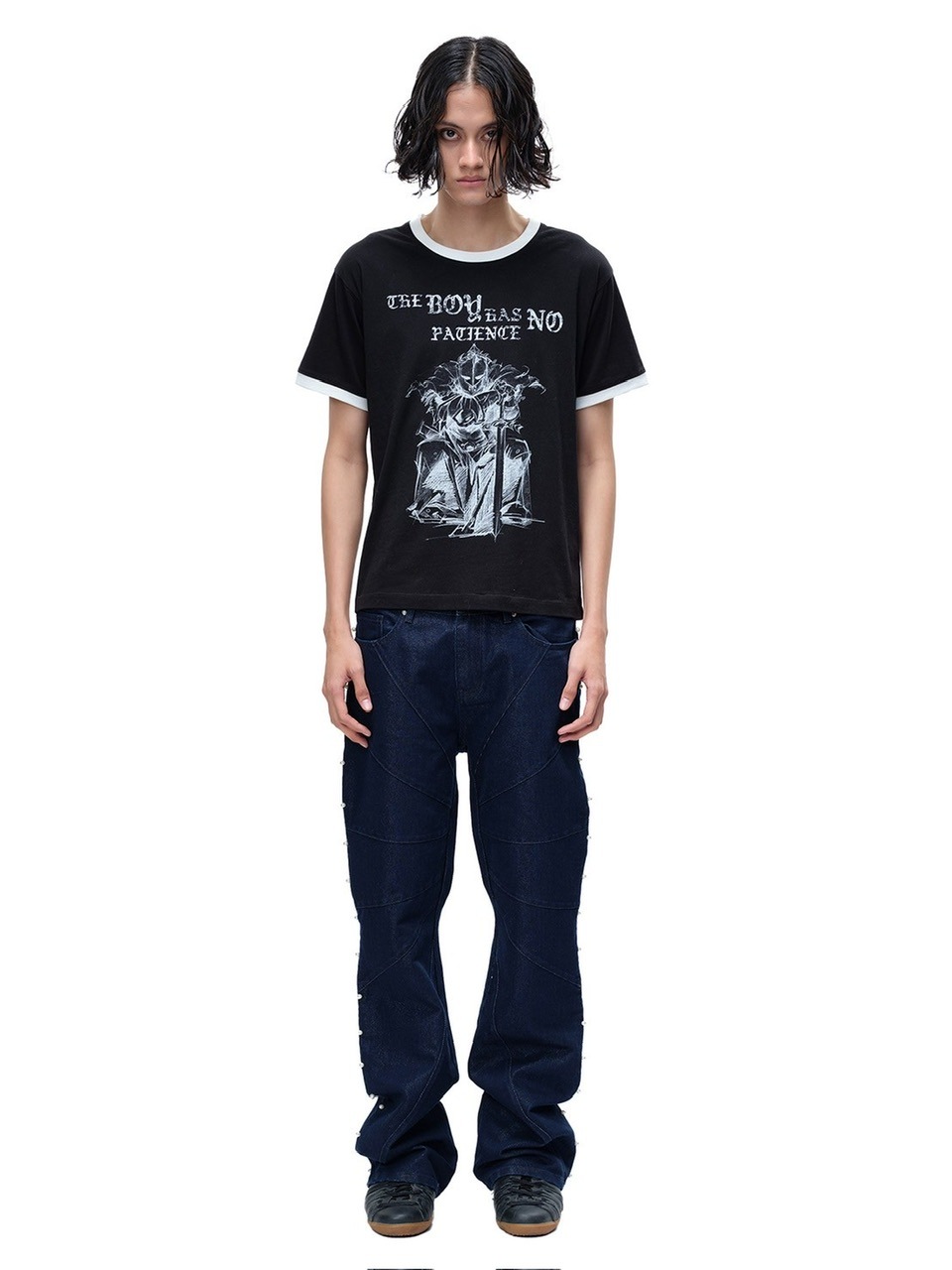 DEVI L CELEBRITY NYANPYON Tシャツ Eerie Collector Tシャツ | HATSUNEX MINI