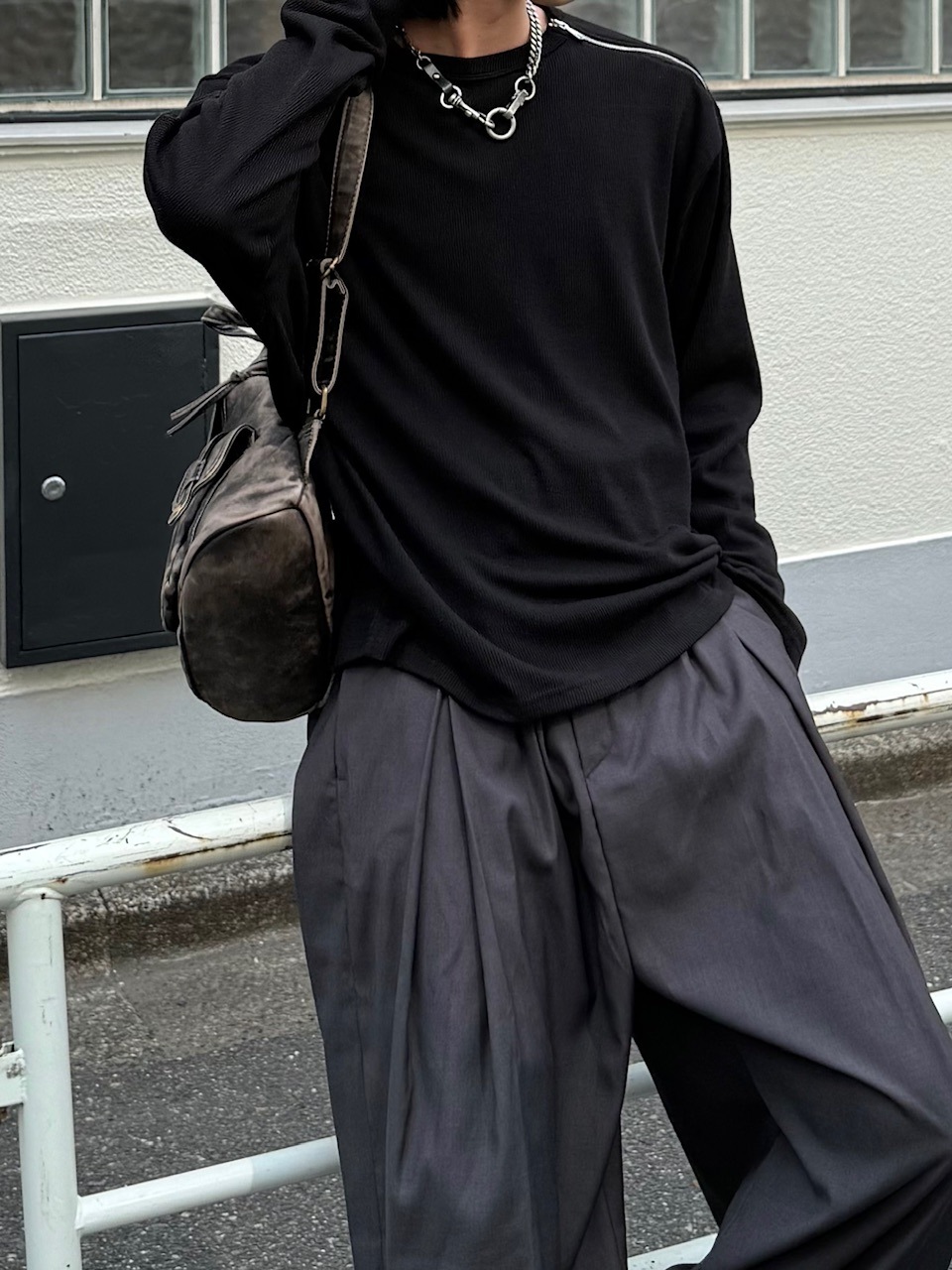 大阪店WEB限定【Chikashitsu +】shoulder zip long sleeve