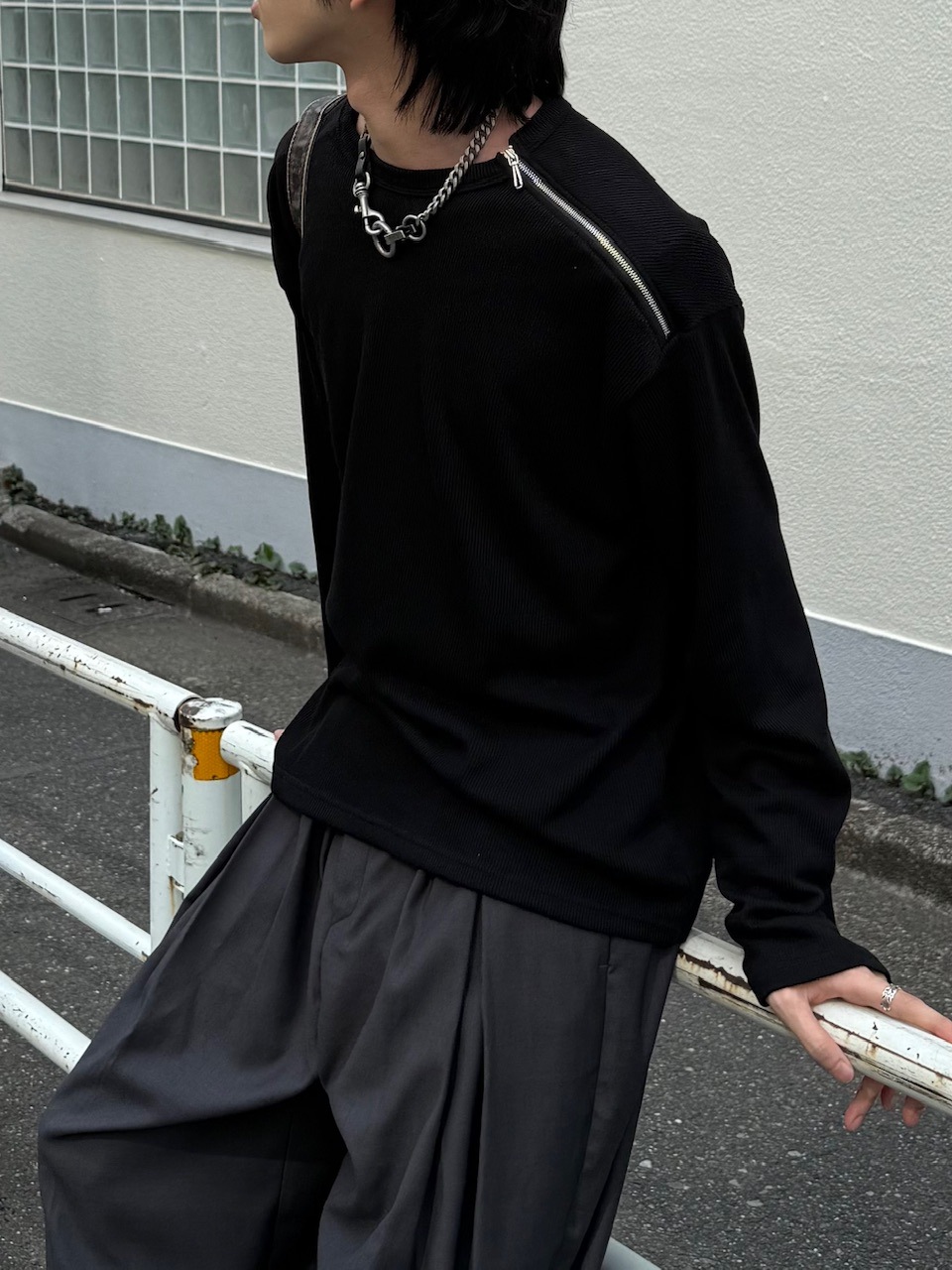 大阪店WEB限定【Chikashitsu +】shoulder zip long sleeve