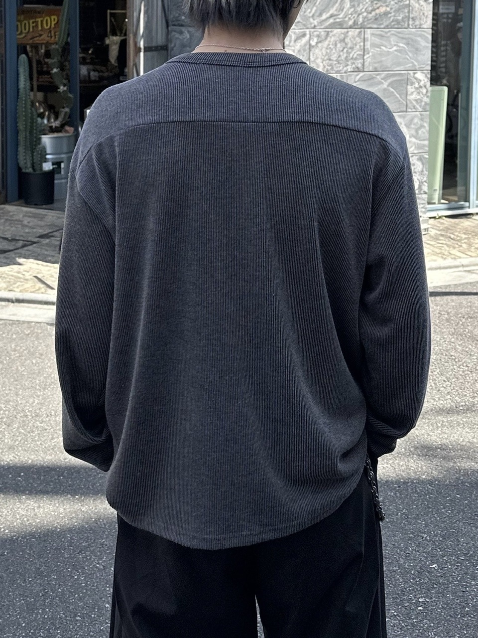 大阪店WEB限定【Chikashitsu +】shoulder zip long sleeve
