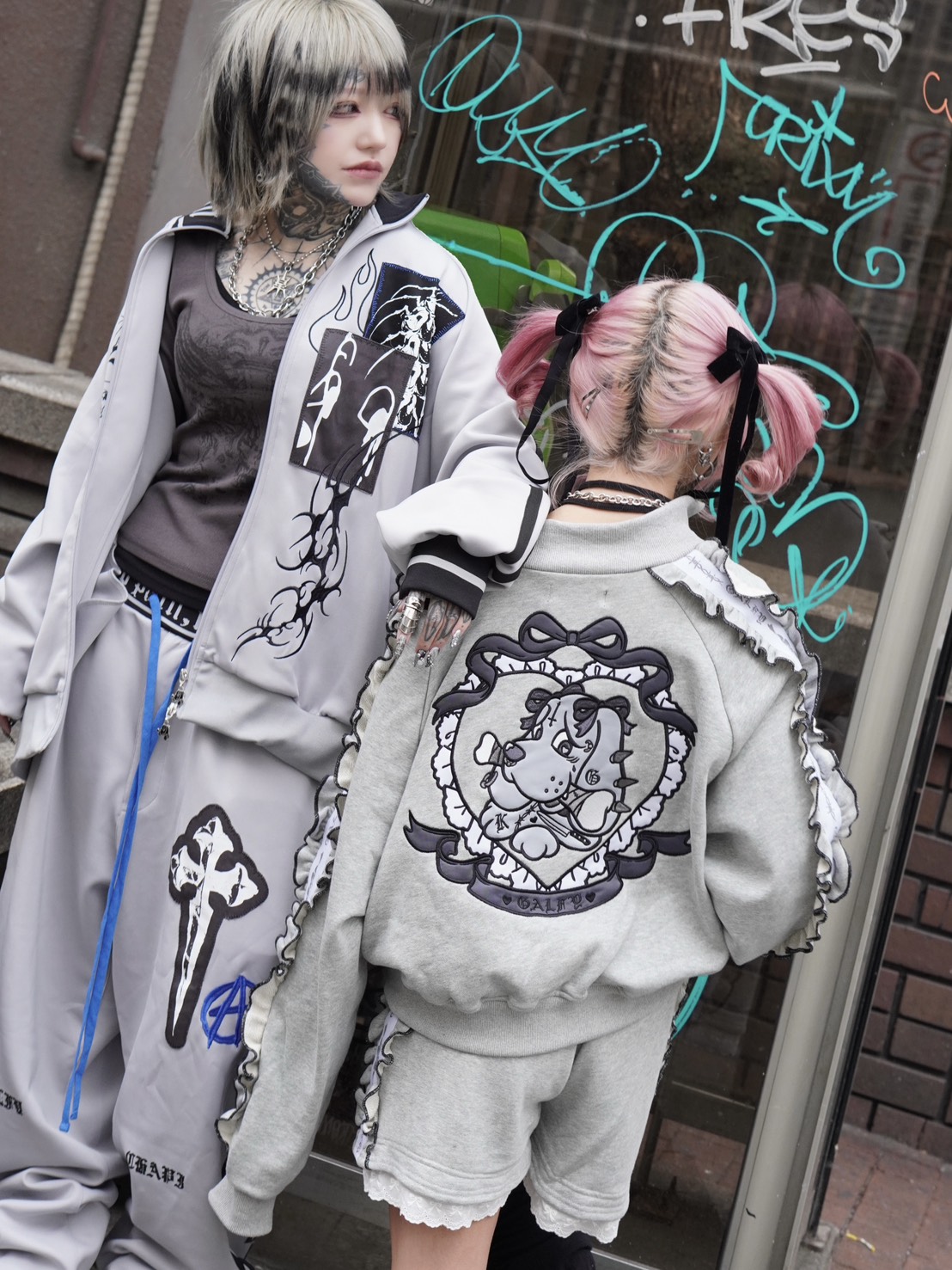 2/8 20:00発売 Pressing限定 【GALFY×CHAPI】コラボセットアップ