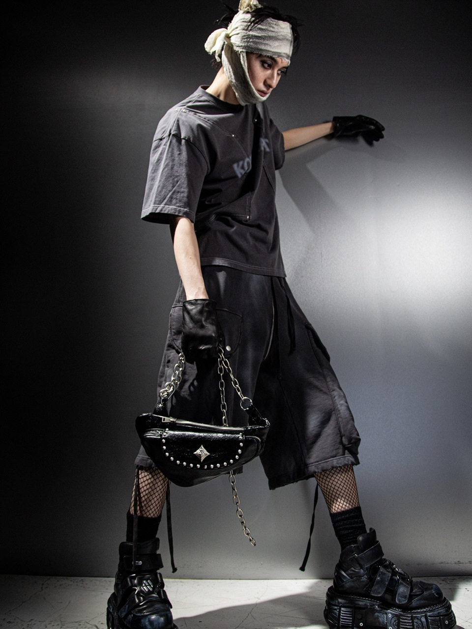 DIG YOUR OWN GRAVE】CHAIN SHOULDER BAG | OUR BRAND,DIG YOUR