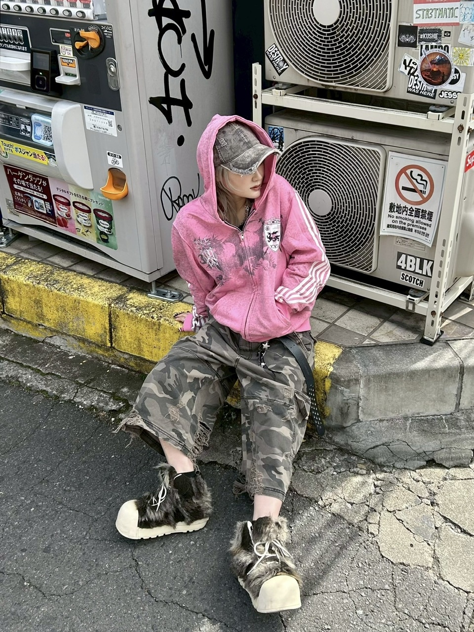 Never mind the XU】camouflage damage half pants (2color