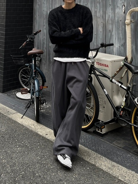 受注制【Chikashitsu +】curve stitch straight sweat pants (3color