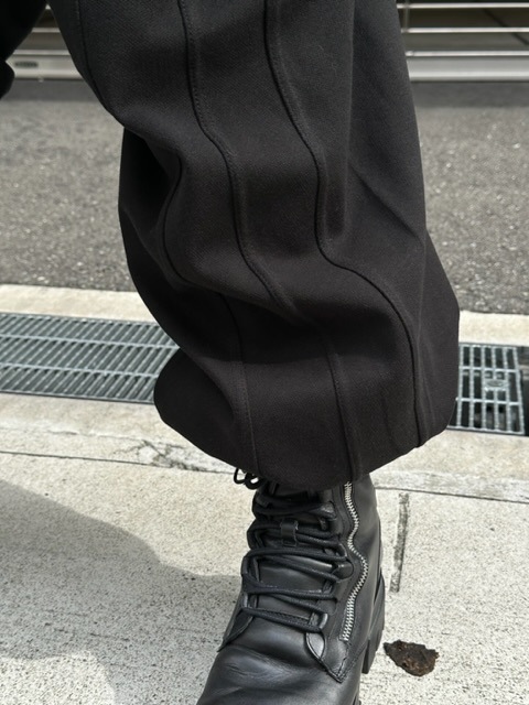 受注制【Chikashitsu +】curve stitch straight sweat pants (3color) / 【チカシツプラス】カーブスティッチストレートスウェットパンツ