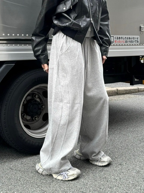 受注制【Chikashitsu +】curve stitch straight sweat pants (3color) / 【チカシツプラス】カーブスティッチストレートスウェットパンツ