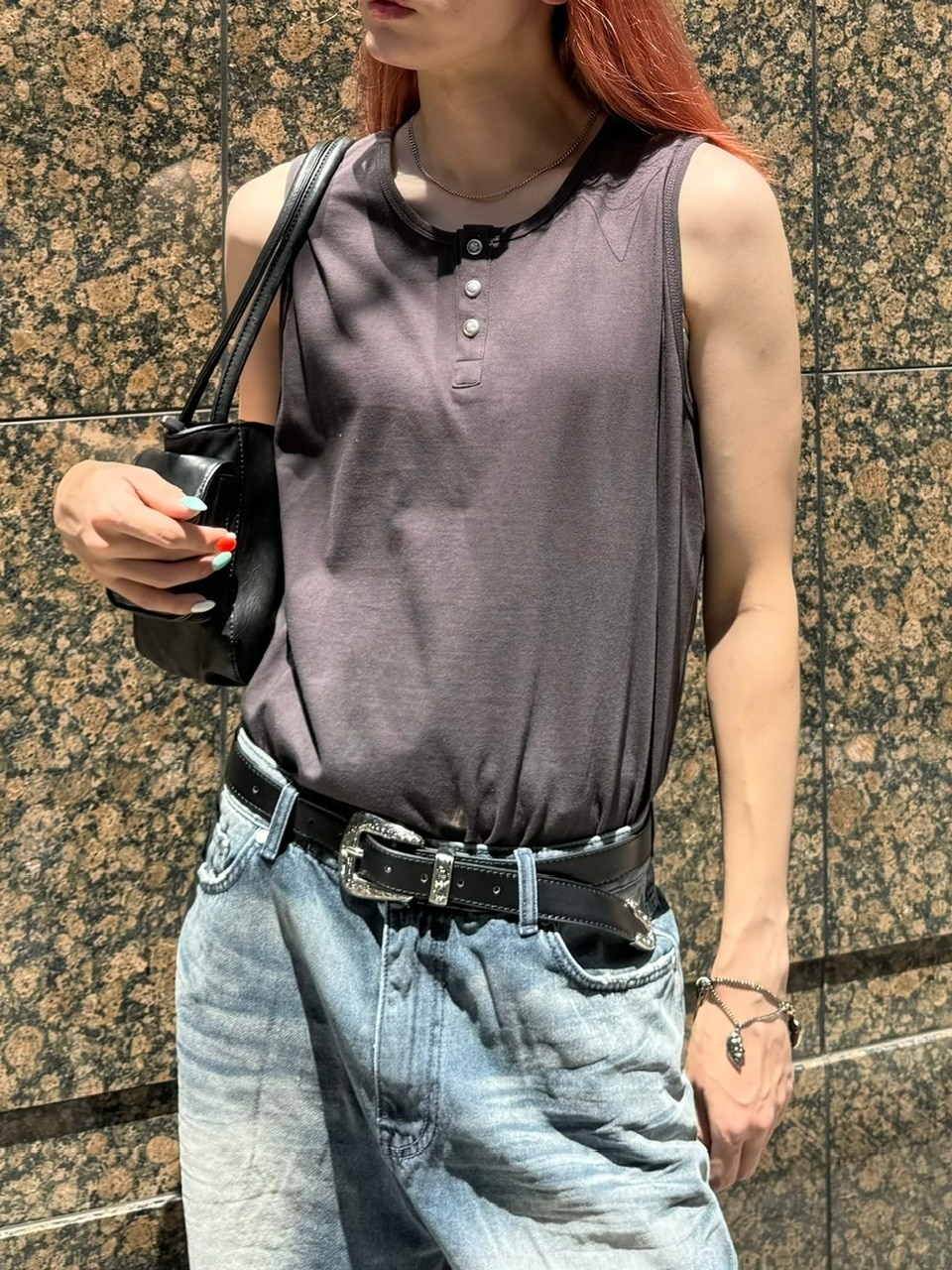 【LOW CLASSIC】 HENRY-NECK SLEEVELESS / 追跡付 Chikashitsu +】henry neck sleeveless (3color) | ITEM,TOPS