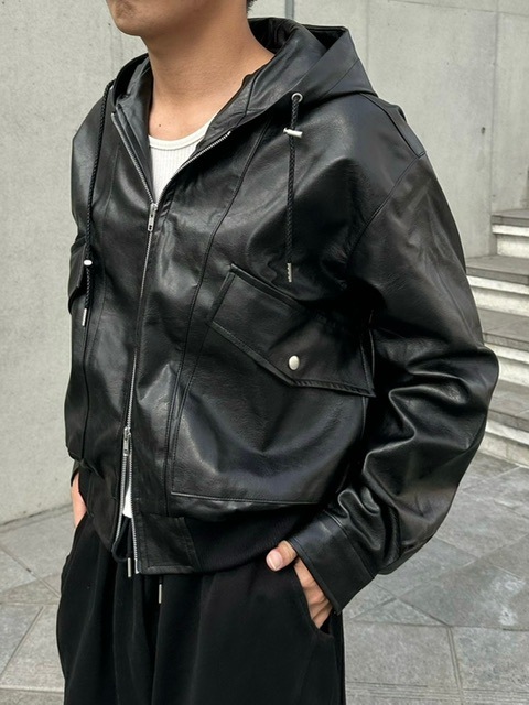 受注制【Chikashitsu +】vegan leather box hooded blouson (2color