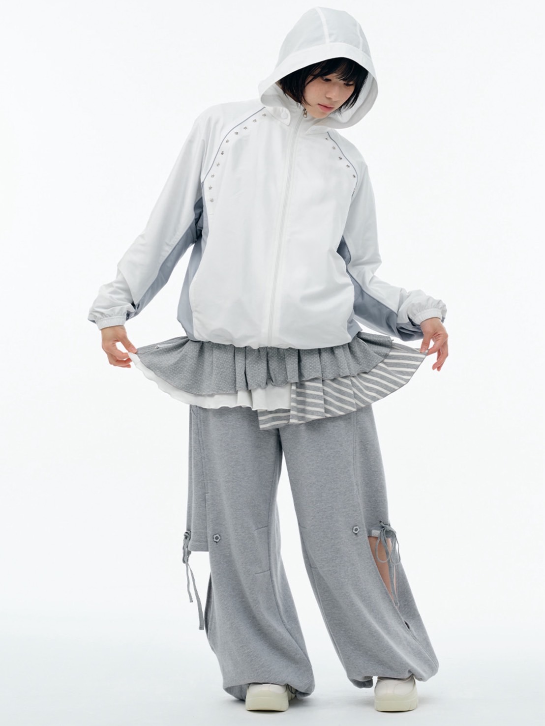 【TUOMIO】DOUBLE LAYERED SWEATPANTS / 【トゥオミオ】ダブルレイヤードスウェットパンツ