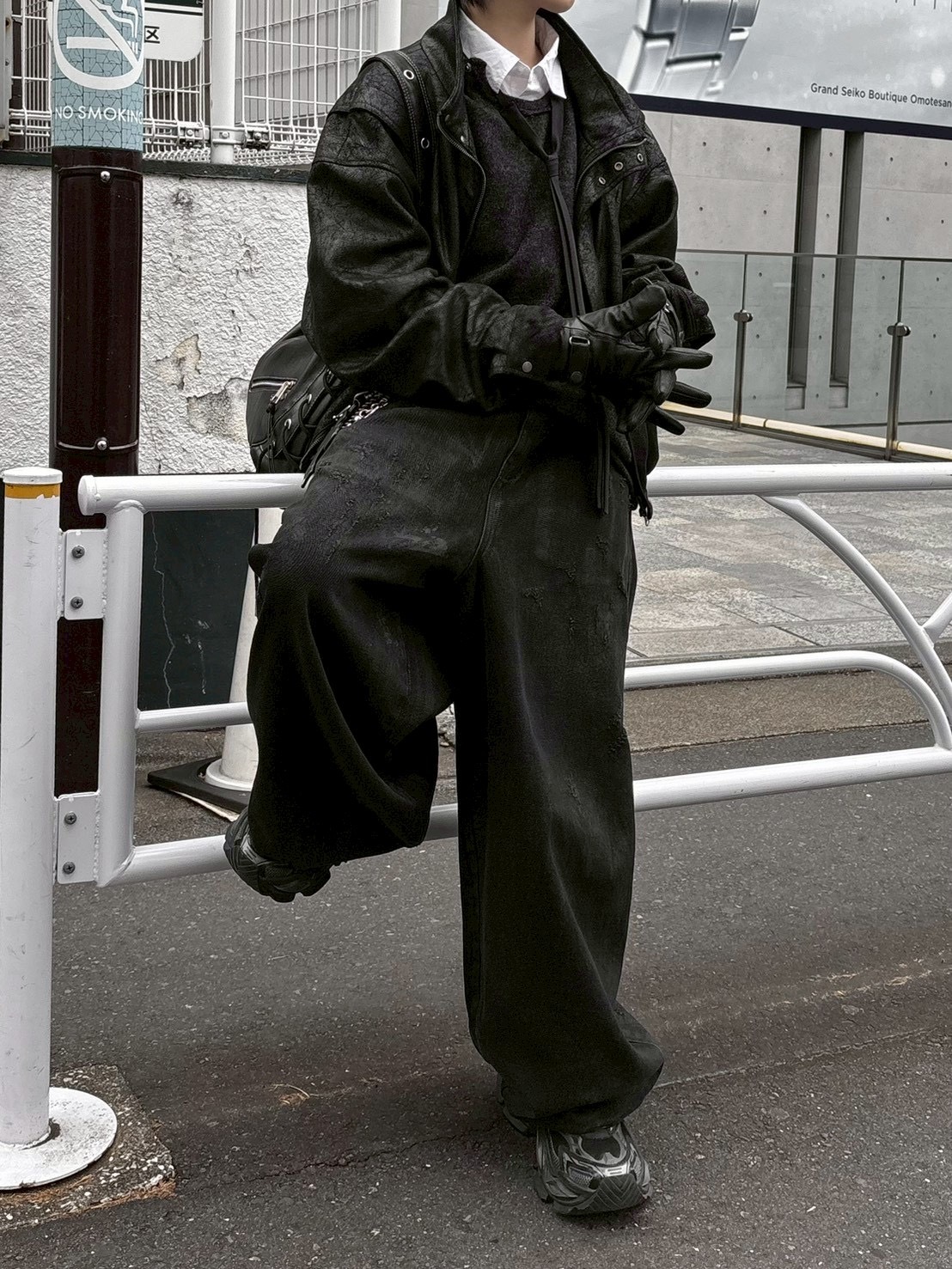 受注制【nmtc +】shoulder button knit / 【エヌエムティーシープラス】肩ボタンニット (3color)