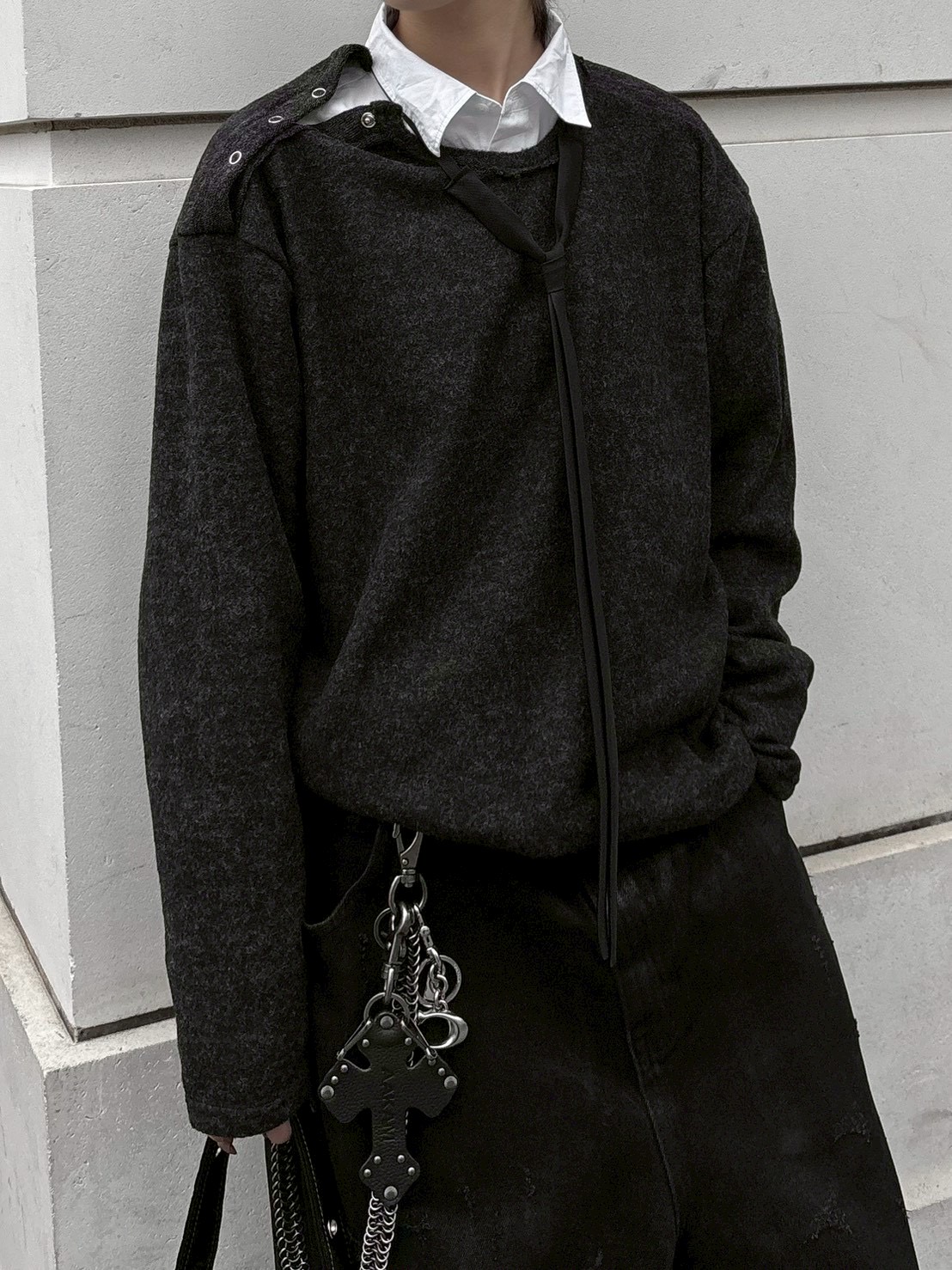 受注制【nmtc +】shoulder button knit / 【エヌエムティーシープラス】肩ボタンニット (3color)