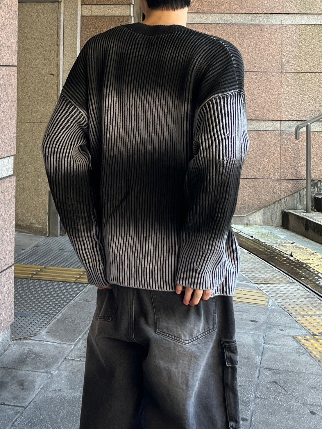 受注制【Chikashitsu +】bleach washing knit (3color