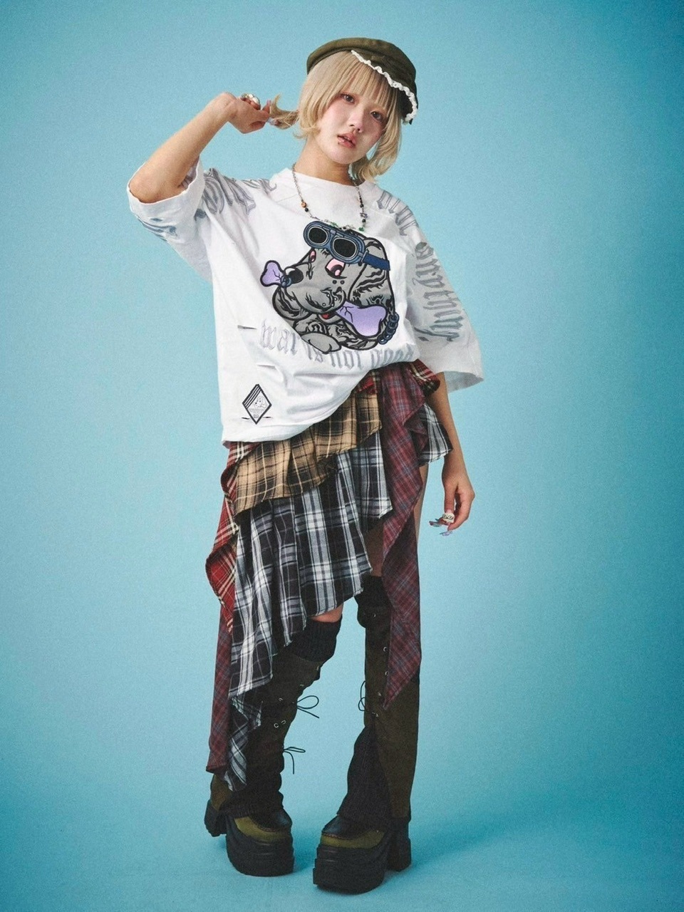 GALFY ガルフィー 病みに染まりし反戦 tee GALFY tシャツ GALFY（ガルフィー）病みに染まりし反戦T