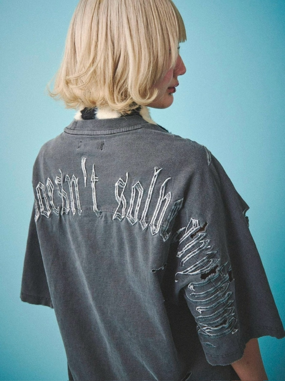 【GALFY】病みに染まりし反戦Tシャツ