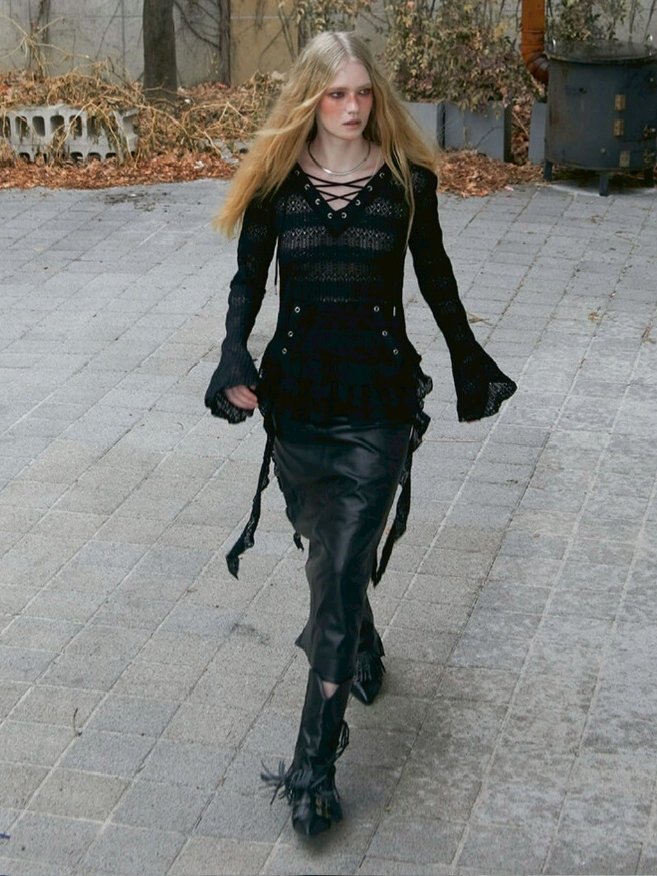 NOT KNOWING】Lace V Neck Ruffle Hoodie | OUR BRAND,NOT