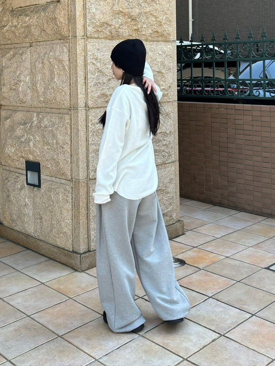 受注制【Chikashitsu +】snap button buggy sweat pants (3color
