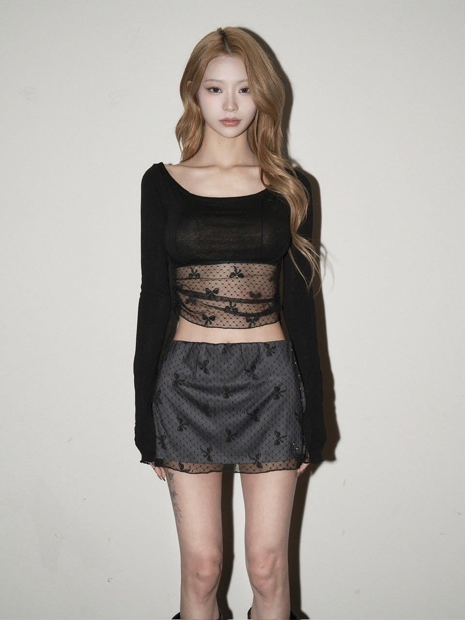 【CHERRYQUIRI】ribbon lace shirring sleeve - black 5/14再入荷【CHERRYQUIRI】ribbon lace shirring sleeve | OUR