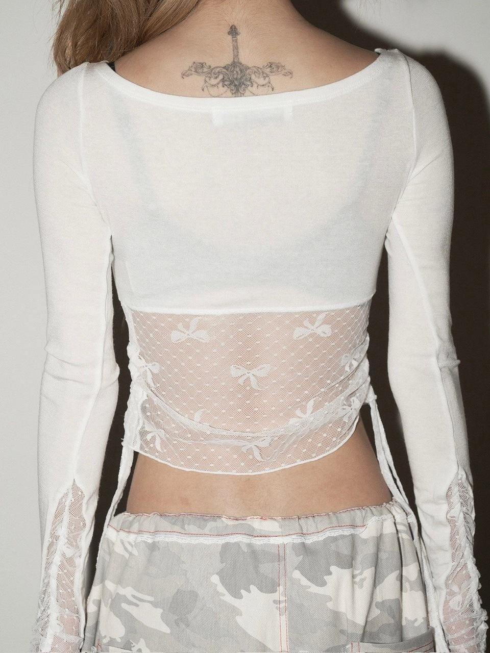 5/14再入荷【CHERRYQUIRI】ribbon lace shirring sleeve | OUR