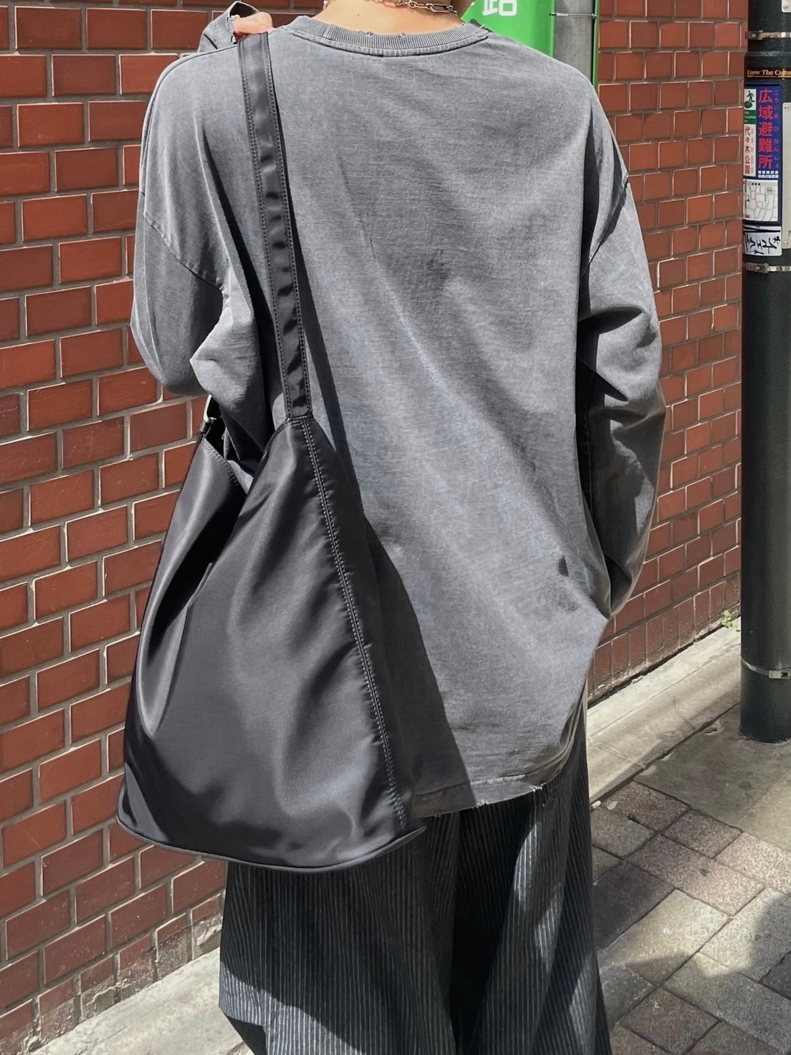 Chikashitsu +】oversized shadow print damage long sleeve (2color