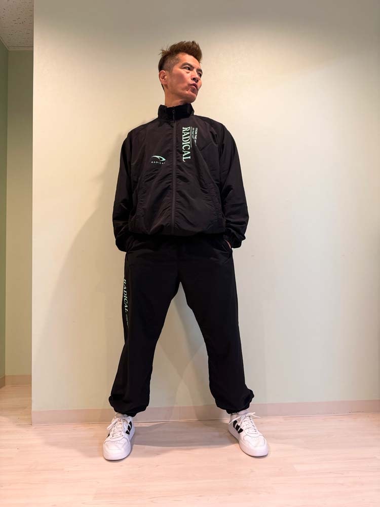 予約商品】ナイロントレーニングセットアップ＜ブラック＞ | 新着商品