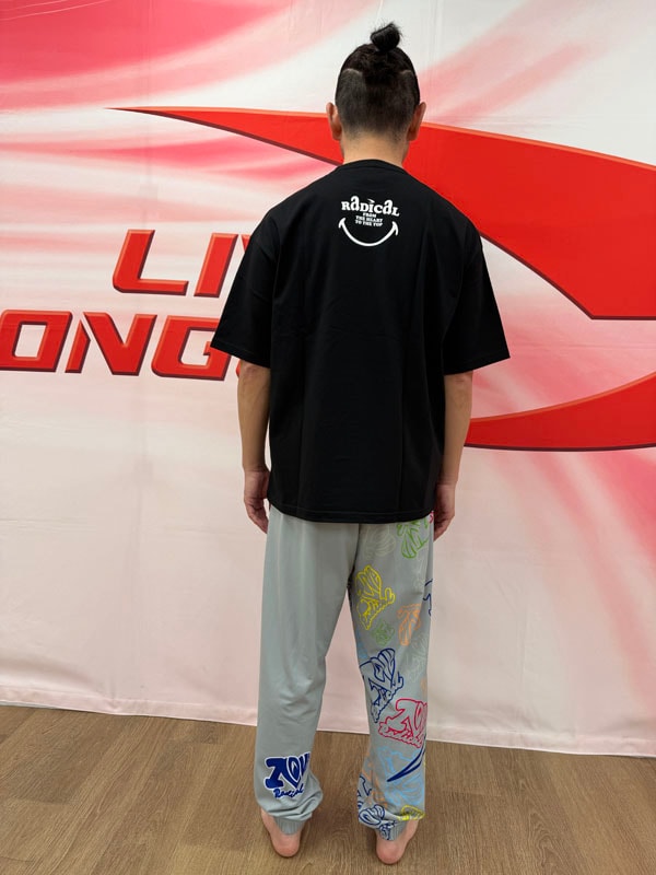RADICAL Smile BIGコットンTシャツ＜ブラック×ホワイト＞