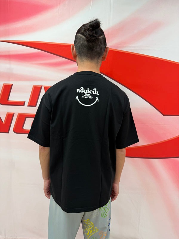 RADICAL Smile BIGコットンTシャツ＜ブラック×ホワイト＞