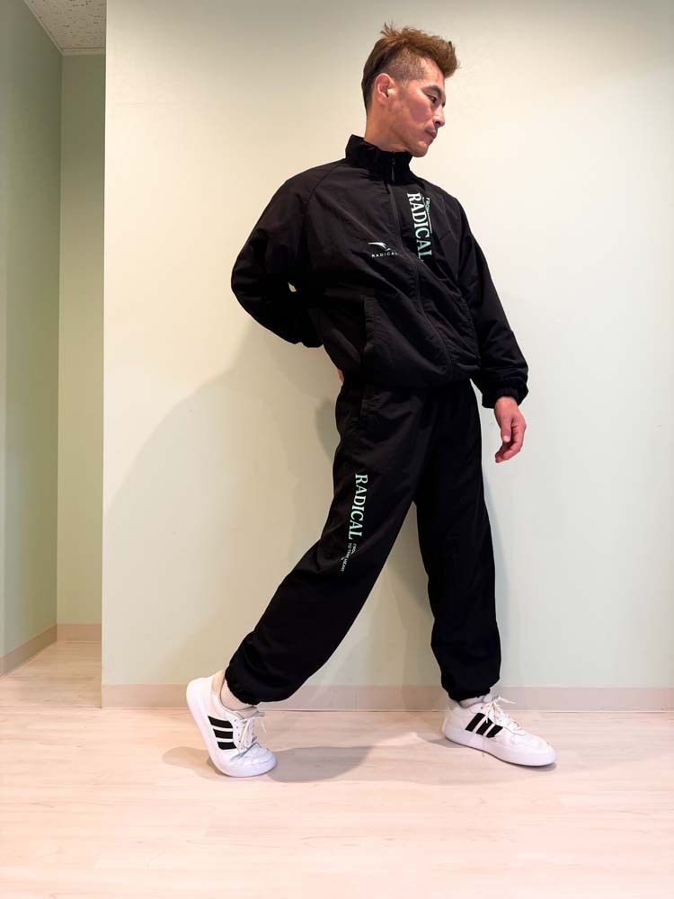 予約商品】ナイロントレーニングセットアップ＜ブラック＞ | 新着商品