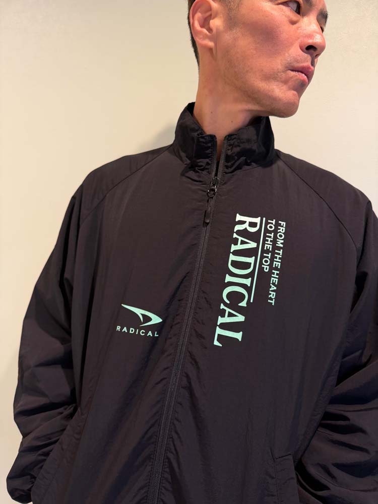 予約商品】ナイロントレーニングセットアップ＜ブラック＞ | 新着商品