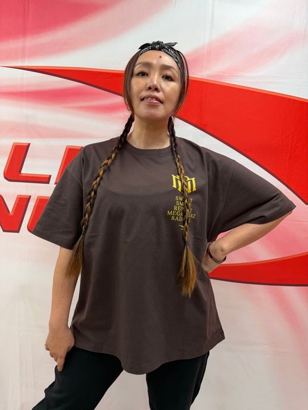 MEGADANZビッグTシャツ＜ブラウン＞
