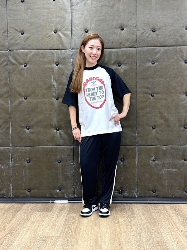 RADICALラグランTシャツ<ブラック>