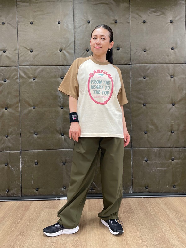 RADICALラグランTシャツ<キャメル>