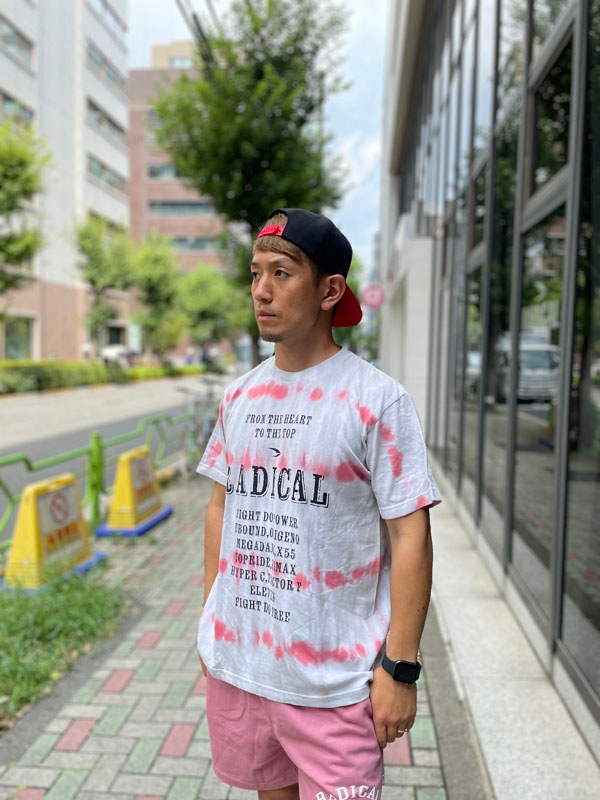 フラットキャップ＜ブラック×レッド＞