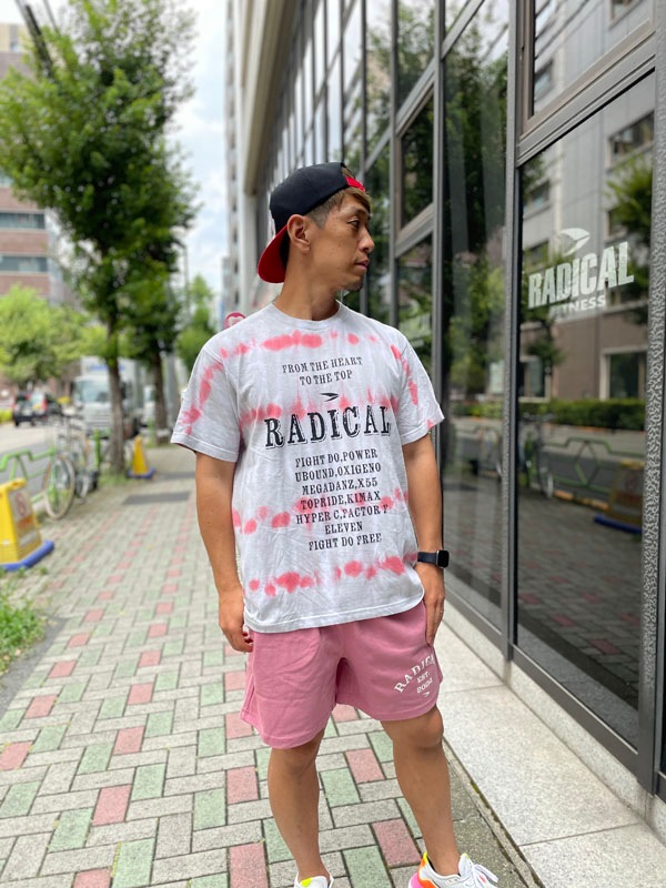 フラットキャップ＜ブラック×レッド＞