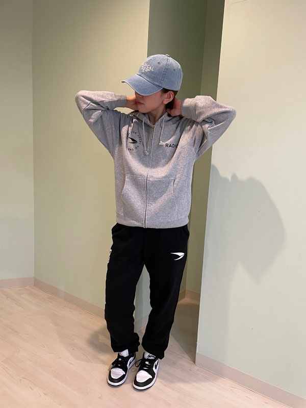 スウェットパンツ<ブラック>