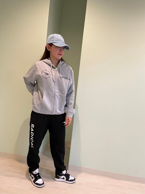 スウェットパンツ<ブラック>