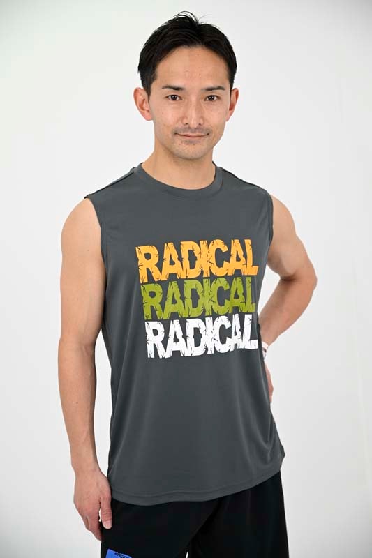 3RADICAL ノースリーブ<グレーグリーン>