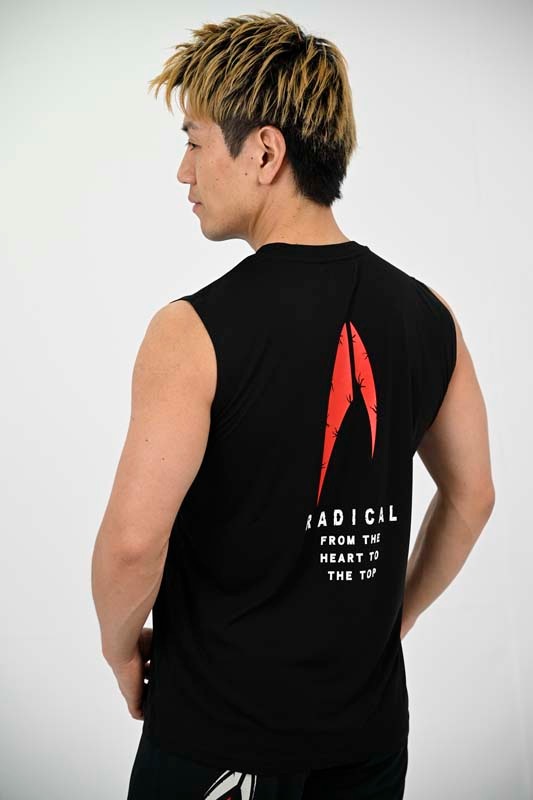 ３RADICAL ノースリーブ＜ブラック＞