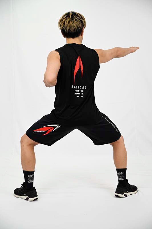 ベーシックハーフパンツ＜ブラック×レッド＞