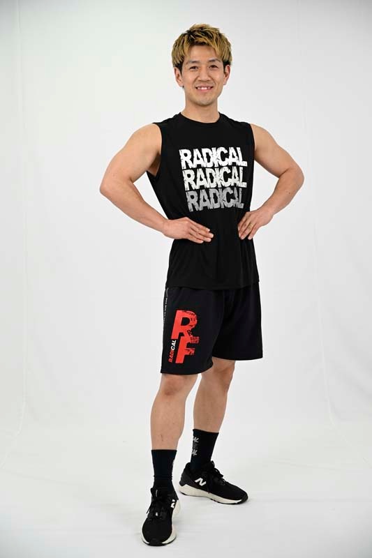 ベーシックハーフパンツ＜ブラック×レッド＞